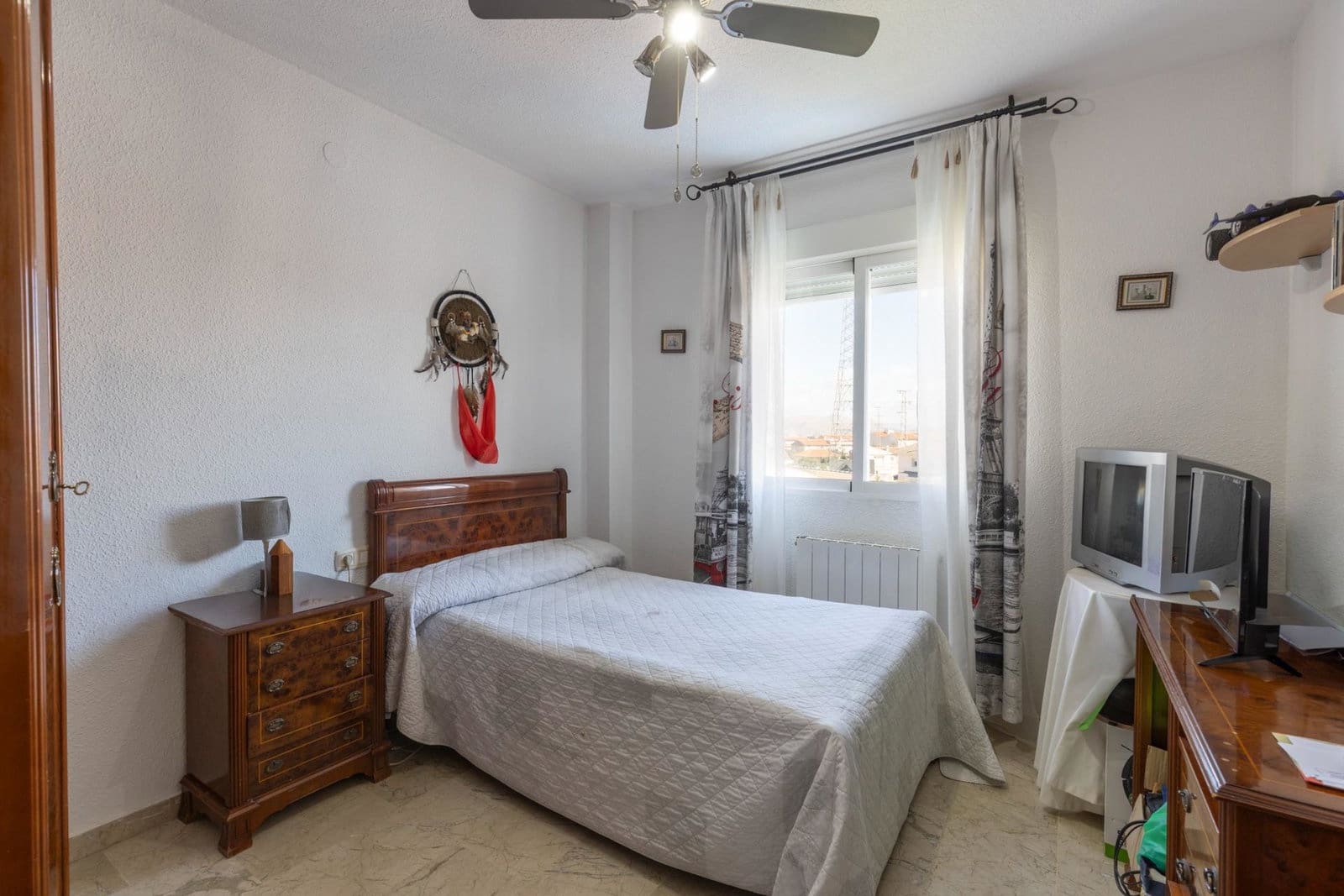 3 quarto Moradia em Banda para venda em Las Gabias com piscina garagem - 259 000 € (Ref: 9916652)