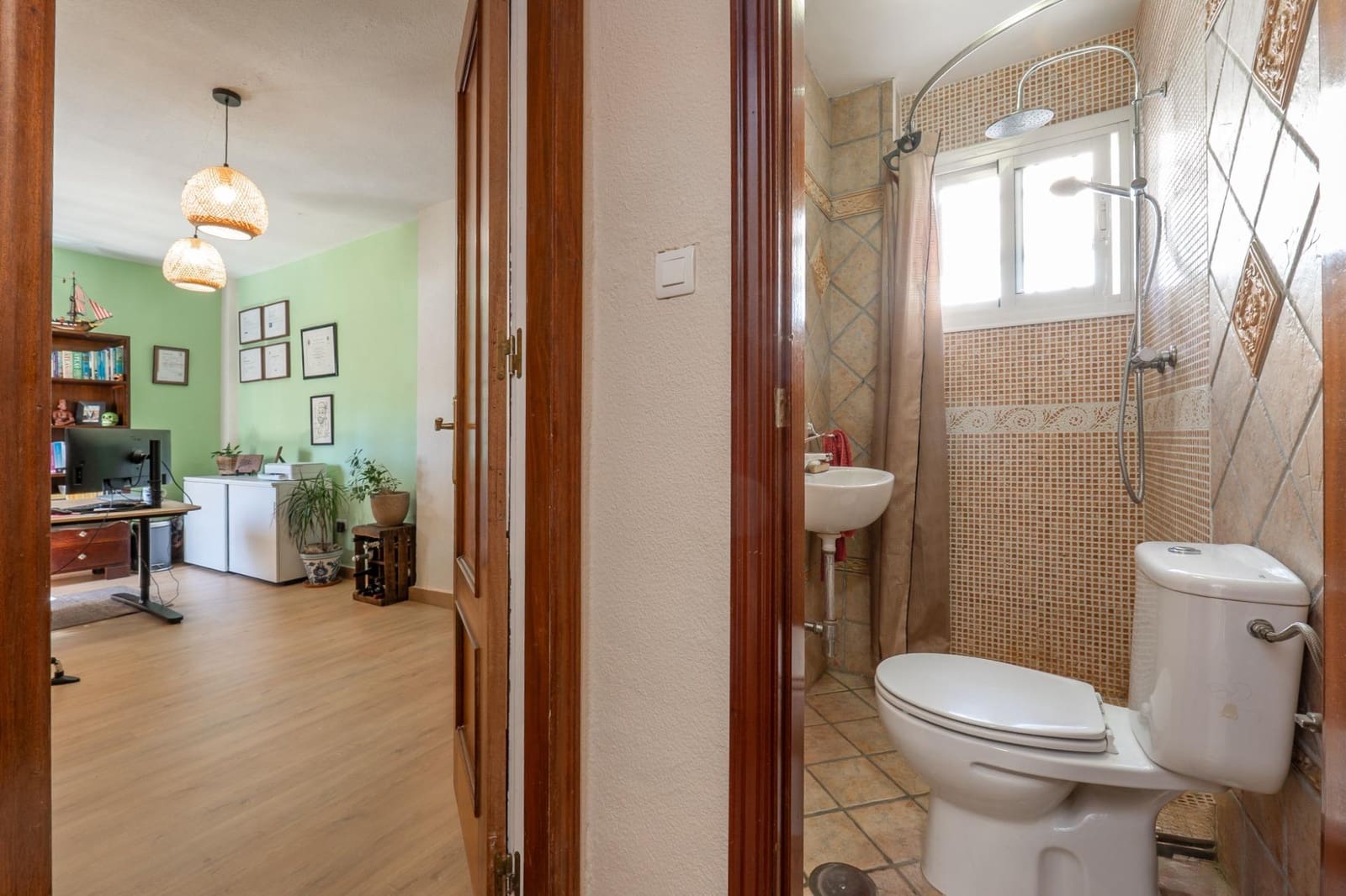 Chalet de 5 habitaciones en Gójar en venta con piscina garaje - 329.000 € (Ref: 9916654)