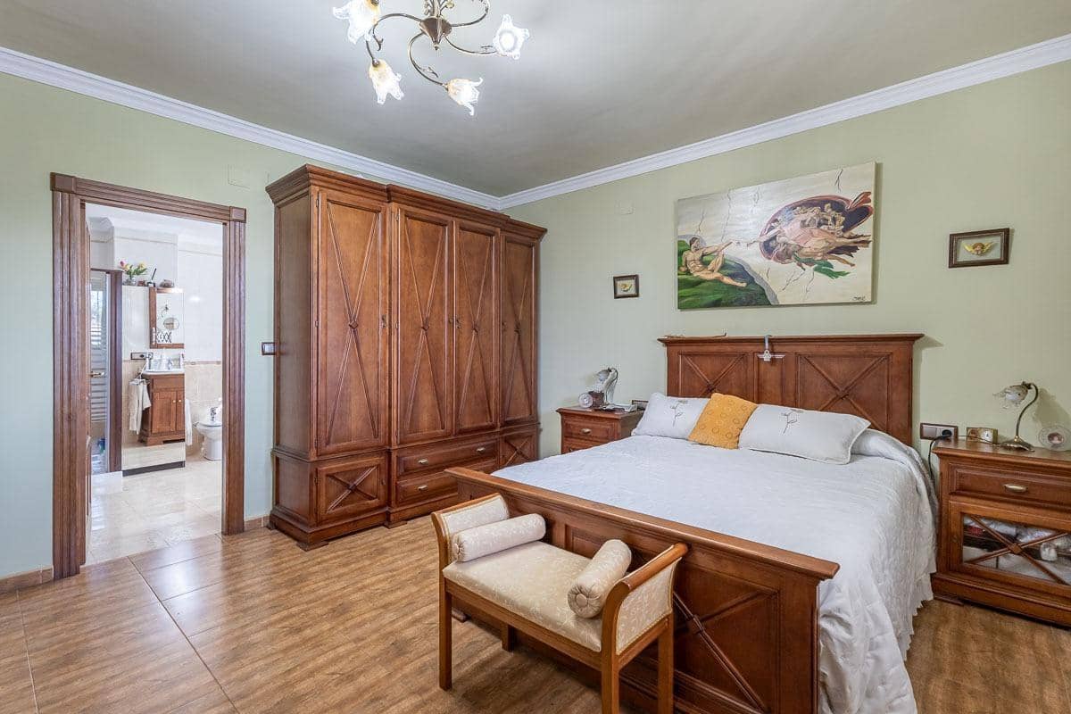 3 soveværelse Villa til salg i Albolote med swimmingpool garage - € 480.000 (Ref: 9916656)