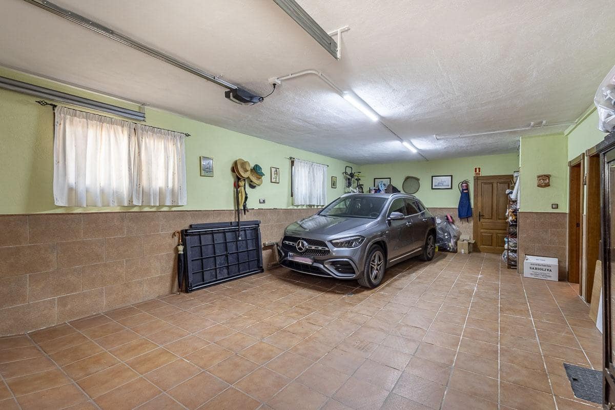 3 soveværelse Villa til salg i Albolote med swimmingpool garage - € 480.000 (Ref: 9916656)