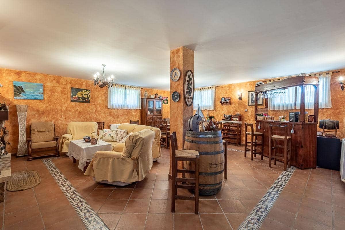 3 soveværelse Villa til salg i Albolote med swimmingpool garage - € 480.000 (Ref: 9916656)