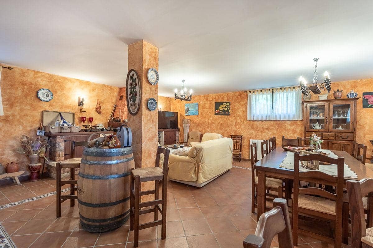 3 soveværelse Villa til salg i Albolote med swimmingpool garage - € 480.000 (Ref: 9916656)