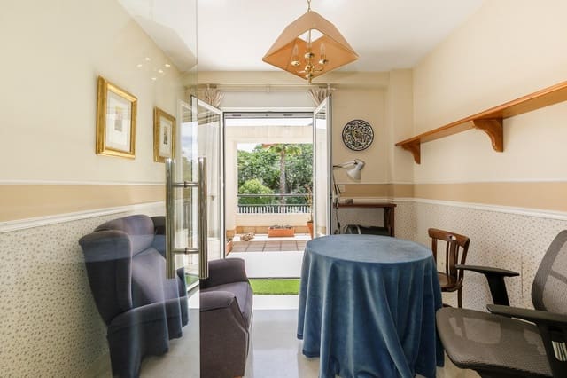 Adosado de 4 habitaciones en Armilla en venta con garaje - 340.000 € (Ref: 9916658)