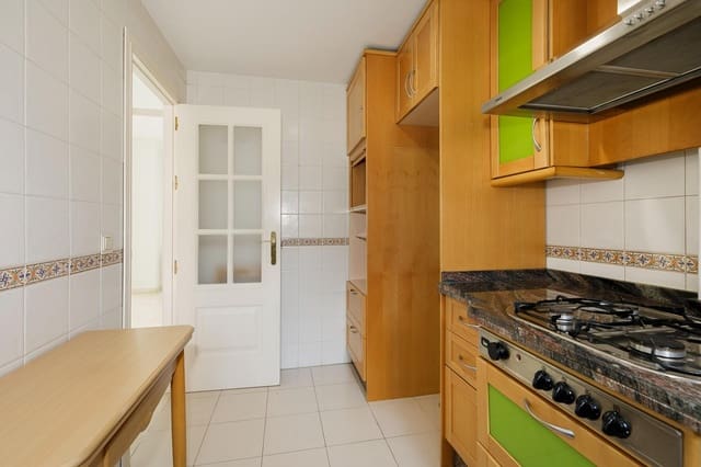 Adosado de 4 habitaciones en Armilla en venta con garaje - 340.000 € (Ref: 9916658)