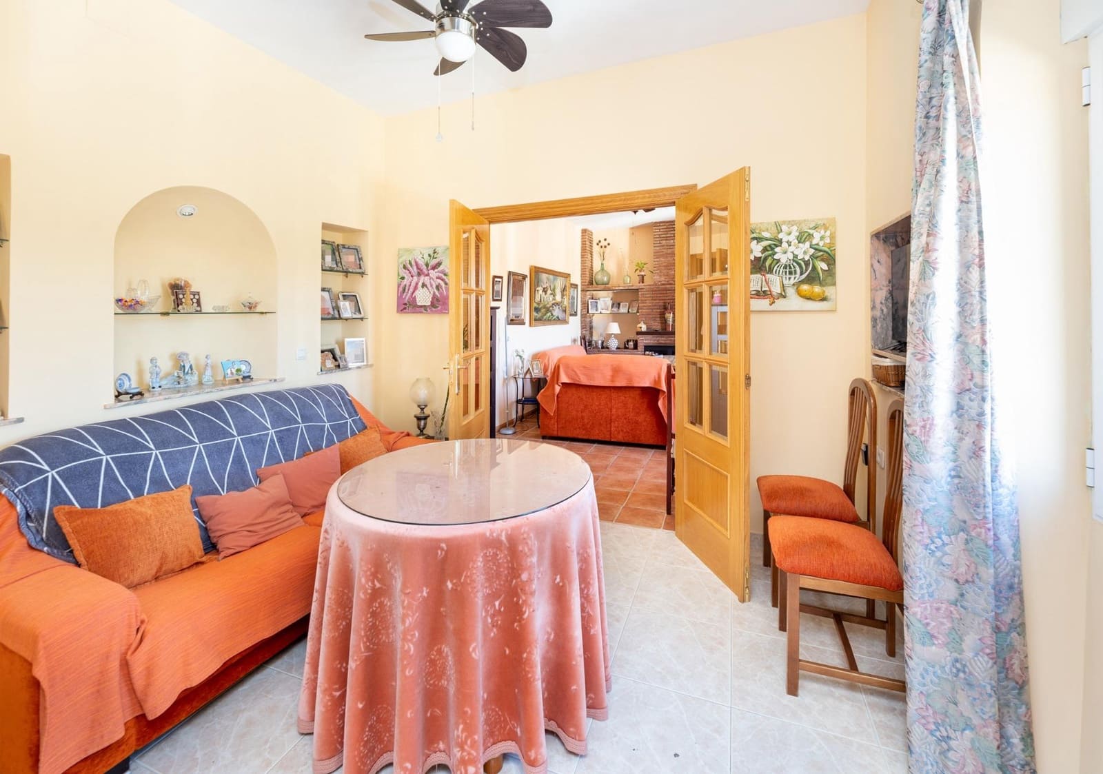 5 sovrum Villa till salu i Moraleda de Zafayona med garage - 192 000 € (Ref: 9916662)