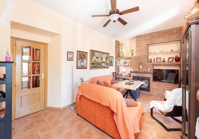 5 chambre Villa/Maison à vendre à Moraleda de Zafayona avec garage - 192 000 € (Ref: 9916662)