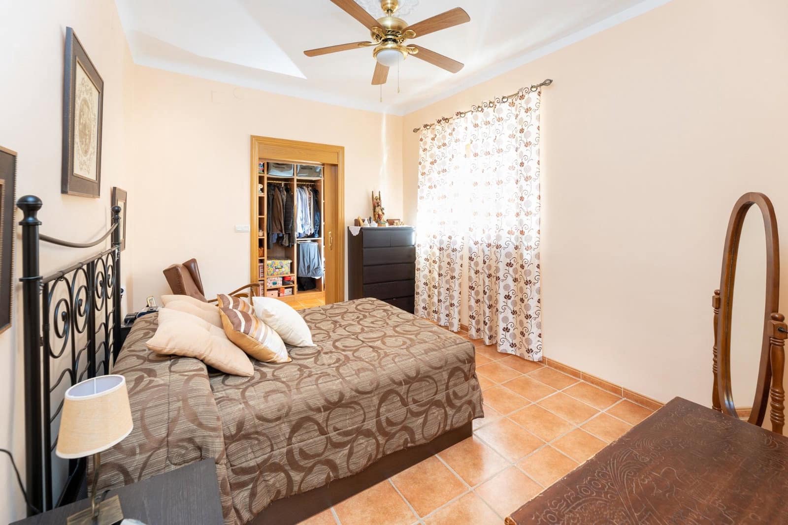 5 chambre Villa/Maison à vendre à Moraleda de Zafayona avec garage - 192 000 € (Ref: 9916662)