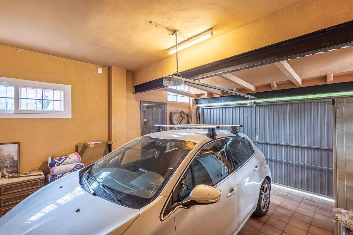 6 slaapkamer Villa te koop in Gojar met zwembad garage - € 390.000 (Ref: 9916665)