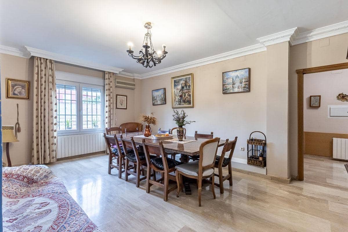 6 slaapkamer Villa te koop in Gojar met zwembad garage - € 390.000 (Ref: 9916665)