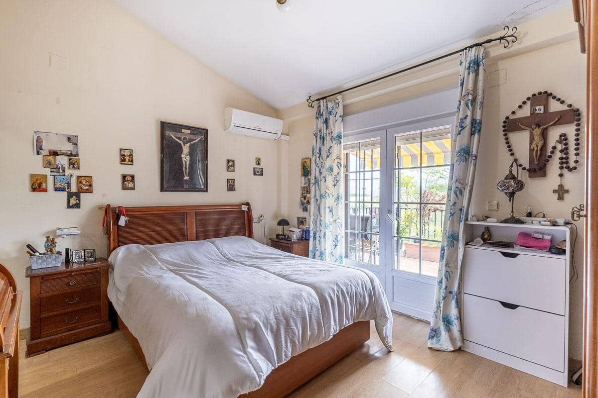 6 slaapkamer Villa te koop in Gojar met zwembad garage - € 390.000 (Ref: 9916665)