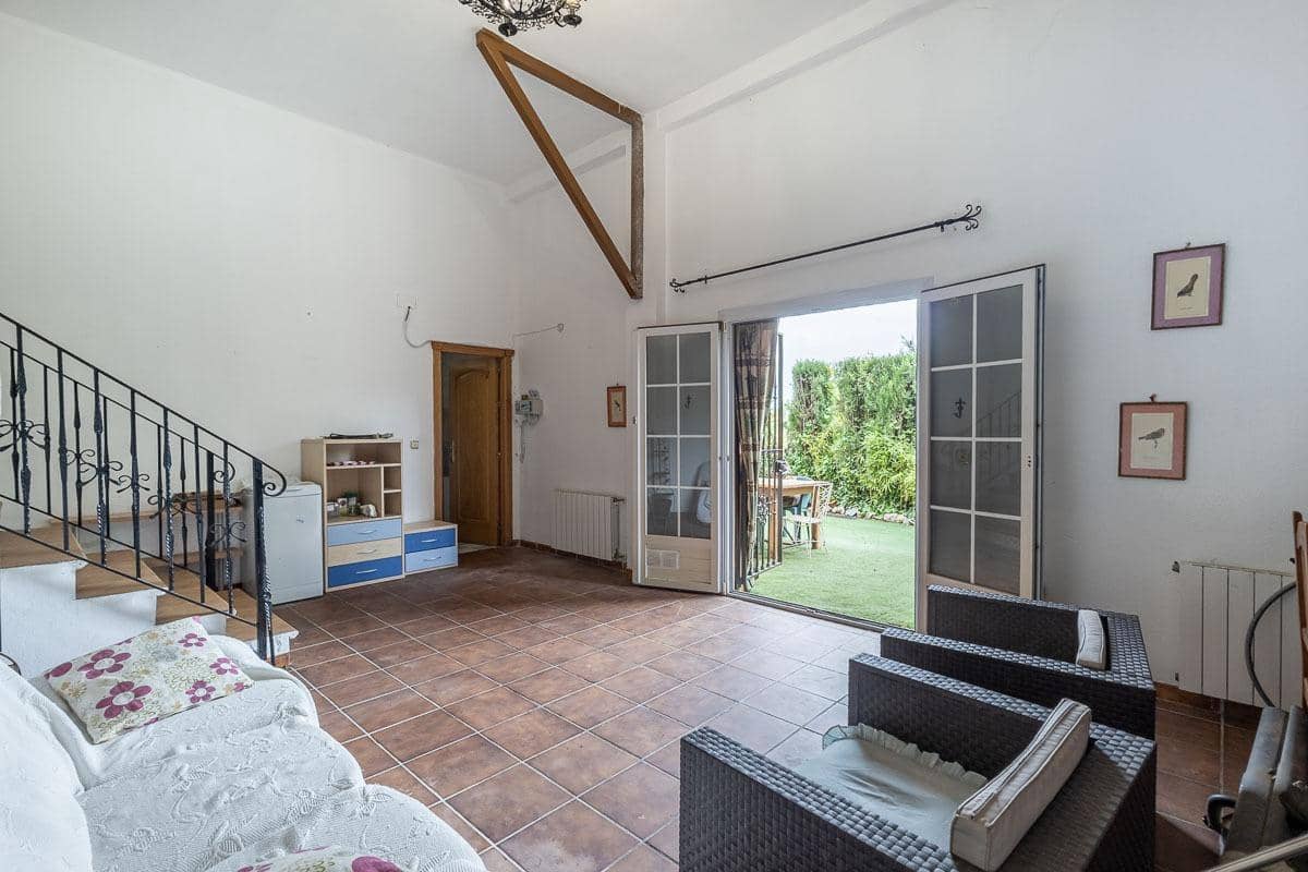 6 slaapkamer Villa te koop in Gojar met zwembad garage - € 390.000 (Ref: 9916665)