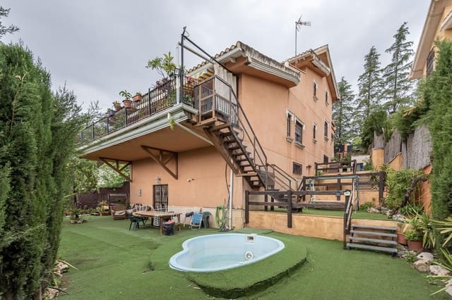 6 soverom Villa til salgs i Gójar med svømmebasseng garasje - € 390 000 (Ref: 9916665)