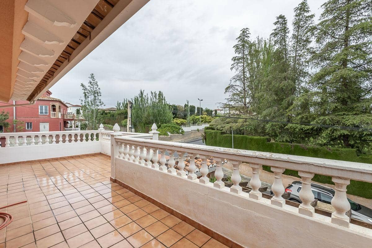 6 slaapkamer Villa te koop in Gojar met zwembad garage - € 390.000 (Ref: 9916665)