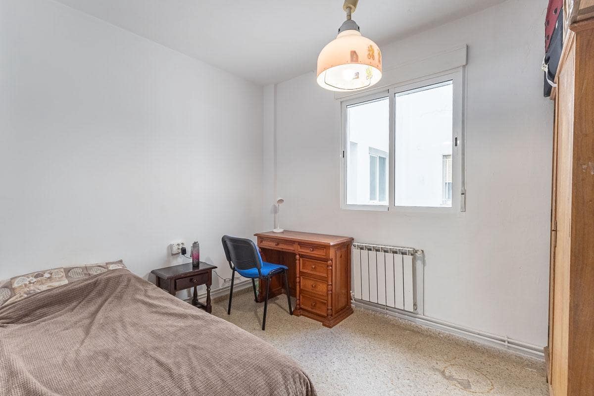 5 slaapkamer Appartement te koop in Granada stad - € 315.000 (Ref: 9916667)