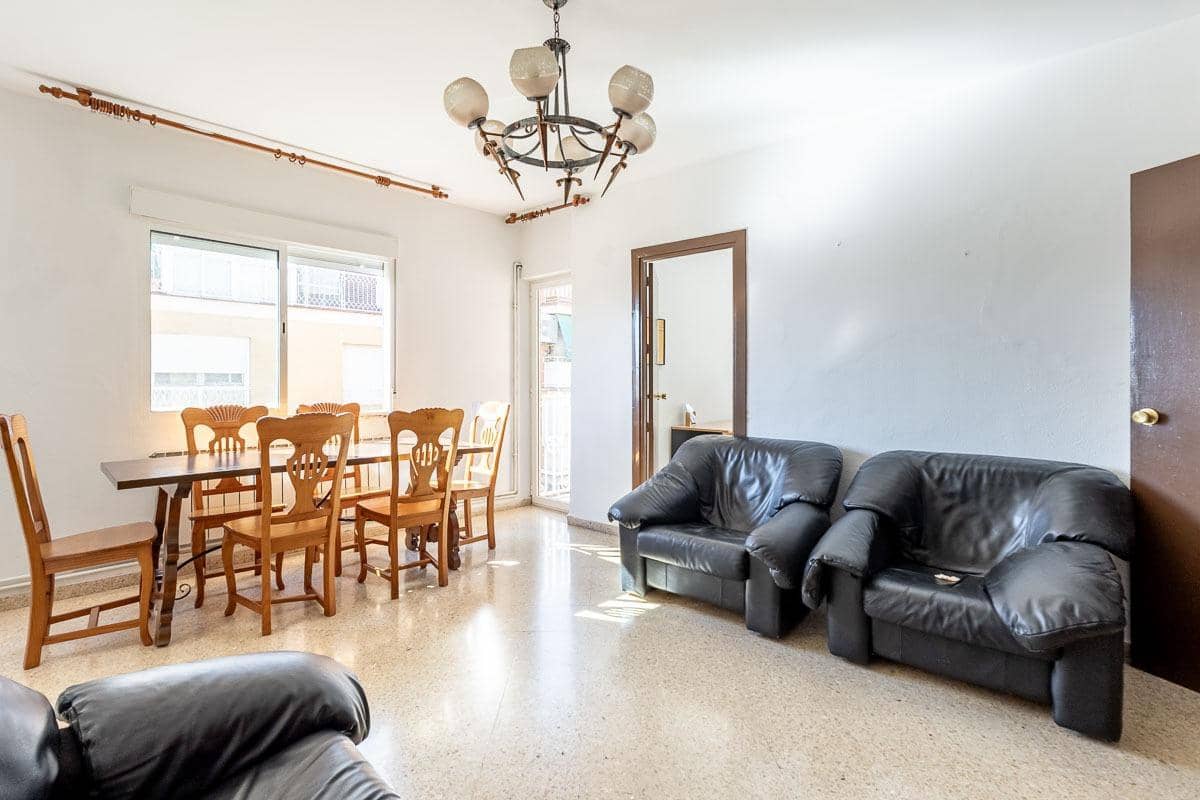 5 slaapkamer Appartement te koop in Granada stad - € 315.000 (Ref: 9916667)