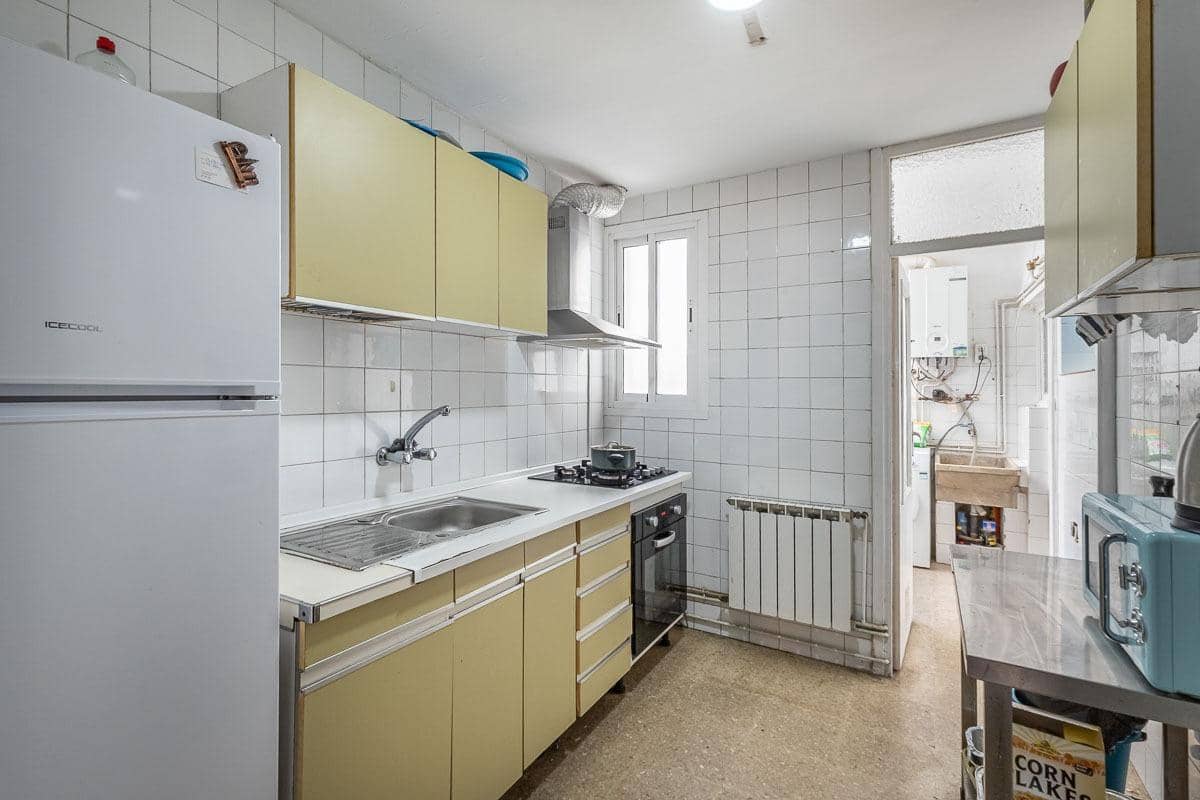 5 slaapkamer Appartement te koop in Granada stad - € 315.000 (Ref: 9916667)