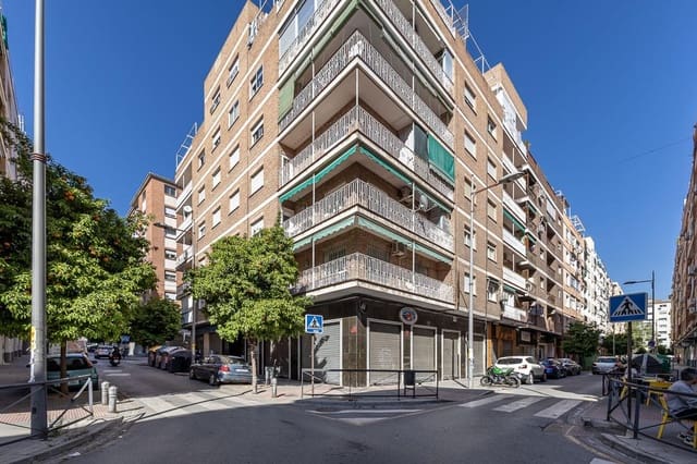 5 Zimmer Apartment zu verkaufen in Centro - Sagrario, Granada Stadt - 315.000 € (Ref: 9916667)