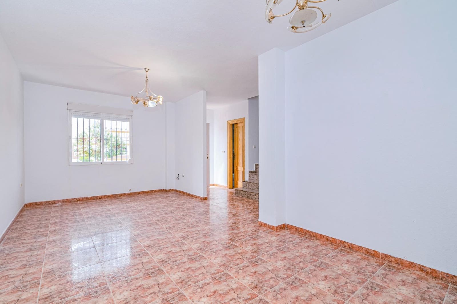 3 sypialnia Dom szeregowy na sprzedaż w Las Gabias z garażem - 205 000 € (Ref: 9916669)