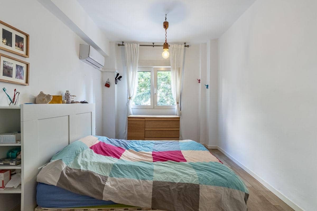 3 bedroom Apartment for sale in Granada city - € 289,000 (Ref: 9917843)