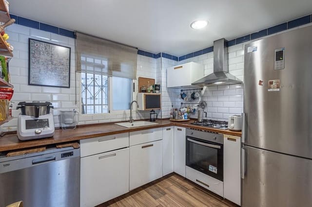 3 Zimmer Apartment zu verkaufen in Centro - Sagrario, Granada Stadt - 298.000 € (Ref: 9917843)