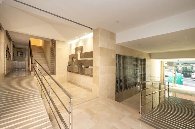 3 Zimmer Apartment zu verkaufen in Centro - Sagrario, Granada Stadt - 259.000 € (Ref: 9921943)