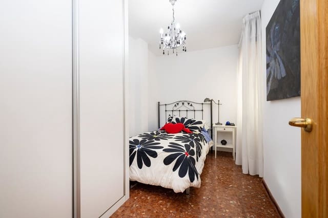 3 Zimmer Apartment zu verkaufen in Centro - Sagrario, Granada Stadt - 259.000 € (Ref: 9921943)