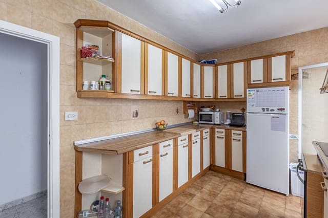 2 Zimmer Apartment zu verkaufen in Centro - Sagrario, Granada Stadt - 170.000 € (Ref: 9921947)