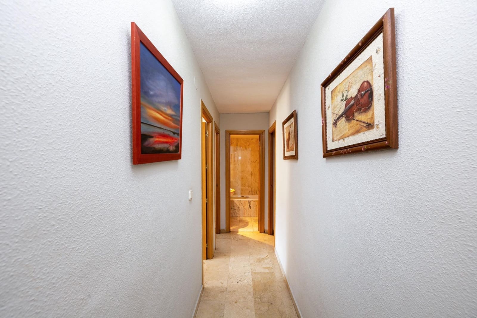 4 soveværelse Lejlighed til salg i Granada by med garage - € 399.000 (Ref: 9921948)