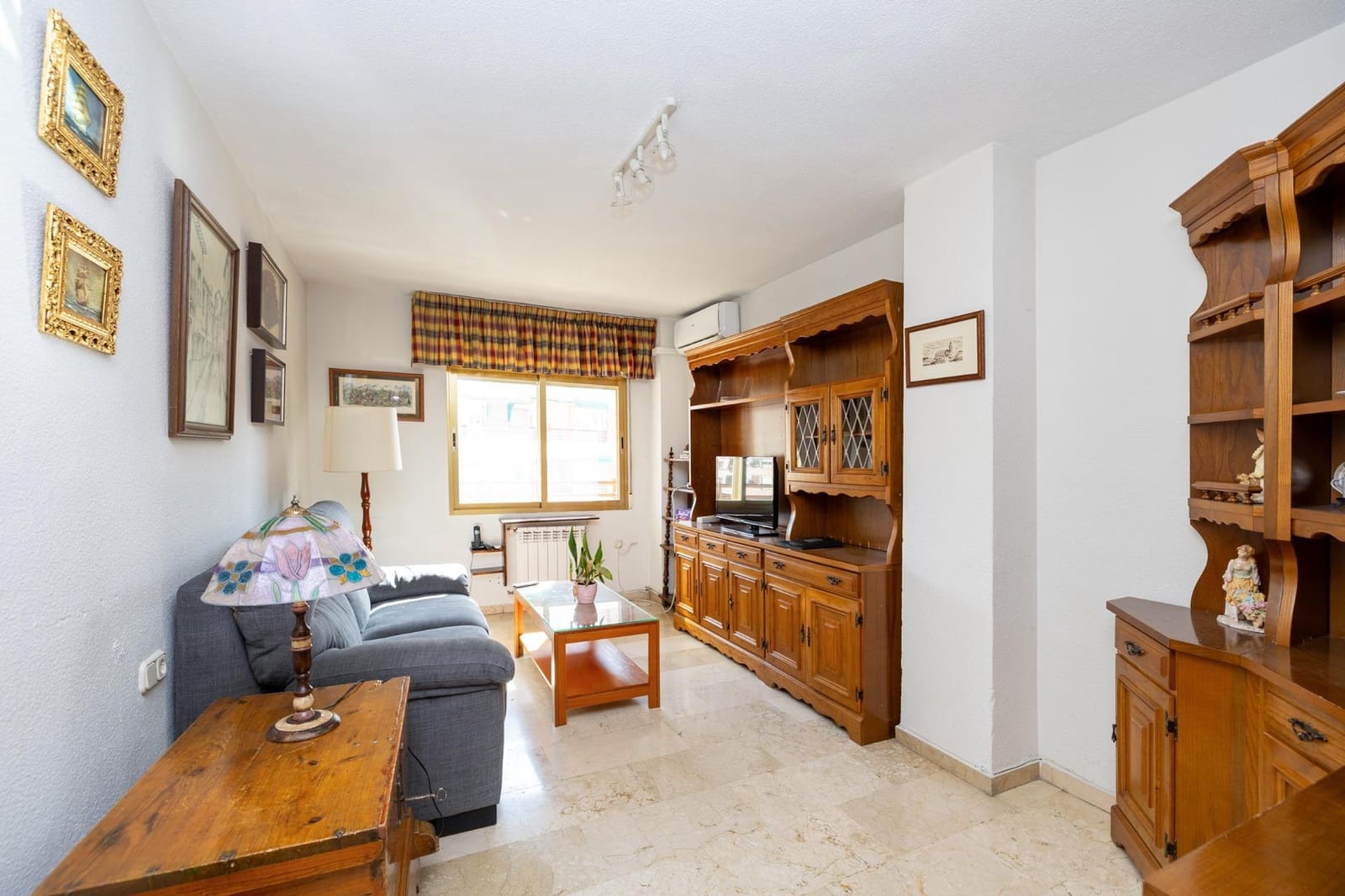 4 soveværelse Lejlighed til salg i Granada by med garage - € 399.000 (Ref: 9921948)