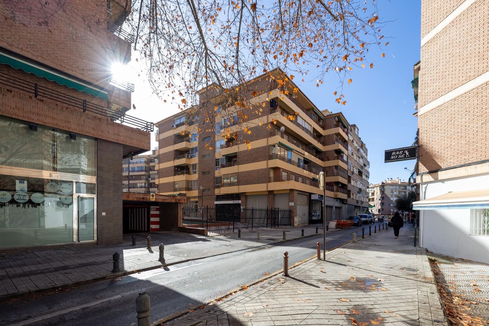 4 soveværelse Lejlighed til salg i Granada by med garage - € 399.000 (Ref: 9921948)