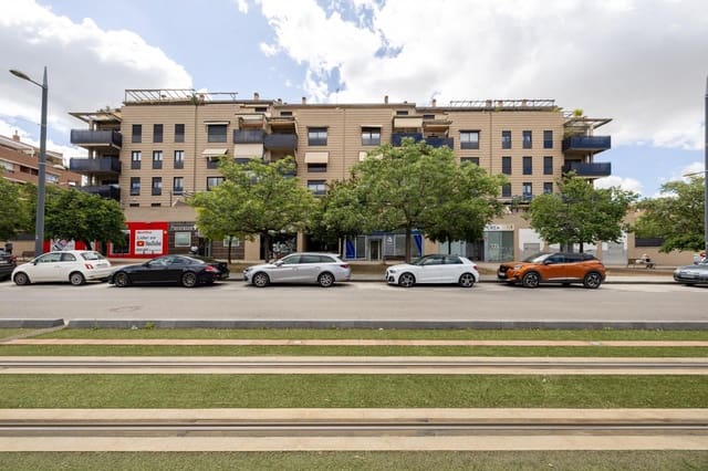 2 soveværelse Penthouse til salg i Granada by med swimmingpool garage - € 355.000 (Ref: 9927066)