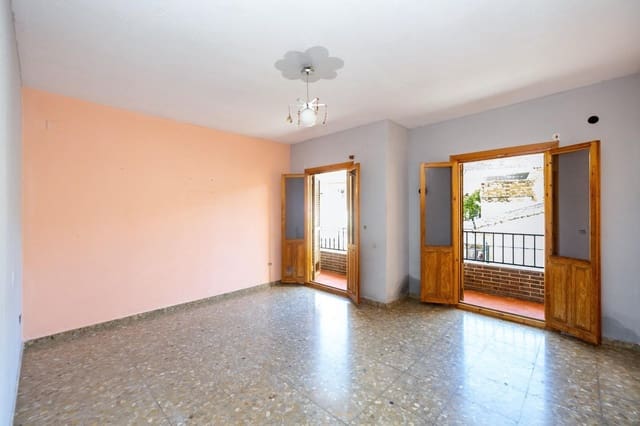 5 soverom Villa til salgs i La Zubia med svømmebasseng garasje - € 199 000 (Ref: 9935995)