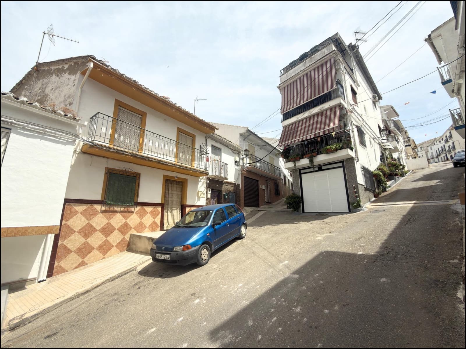 5 Zimmer Villa zu verkaufen in Algarinejo - 75.000 € (Ref: 9936080)