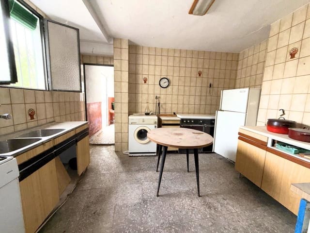 5 soveværelse Villa til salg i Algarinejo - € 75.000 (Ref: 9936080)