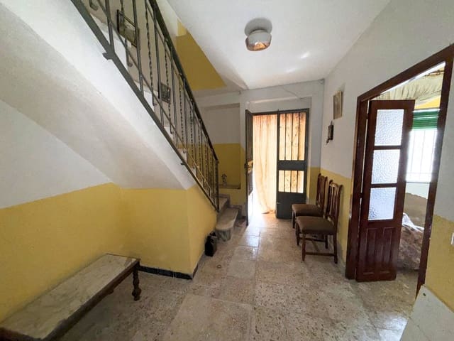 5 soveværelse Villa til salg i Algarinejo - € 75.000 (Ref: 9936080)