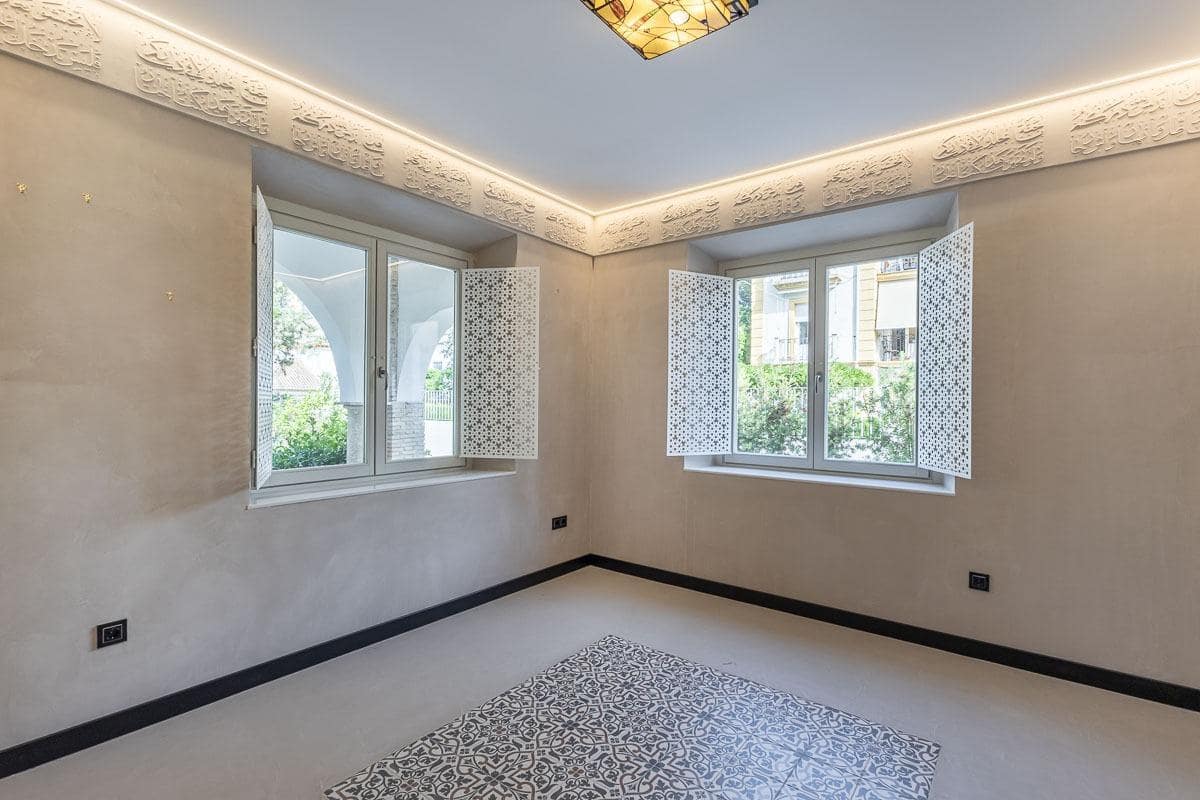 Chalet de 5 habitaciones en Granada ciudad en venta con garaje - 1.357.000 € (Ref: 9937642)