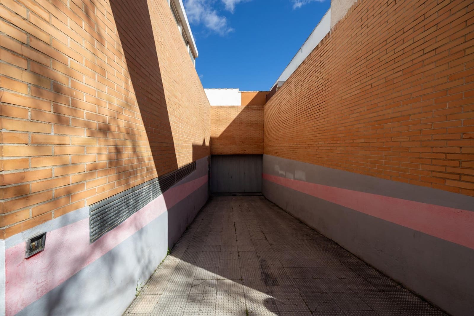 2 soveværelse Lejlighed til salg i Albolote med garage - € 167.000 (Ref: 9939516)