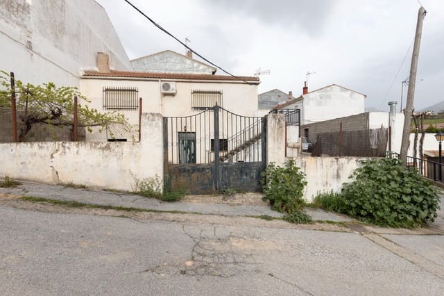 4 soveværelse Villa til salg i Iznalloz med garage - € 110.000 (Ref: 9942032)