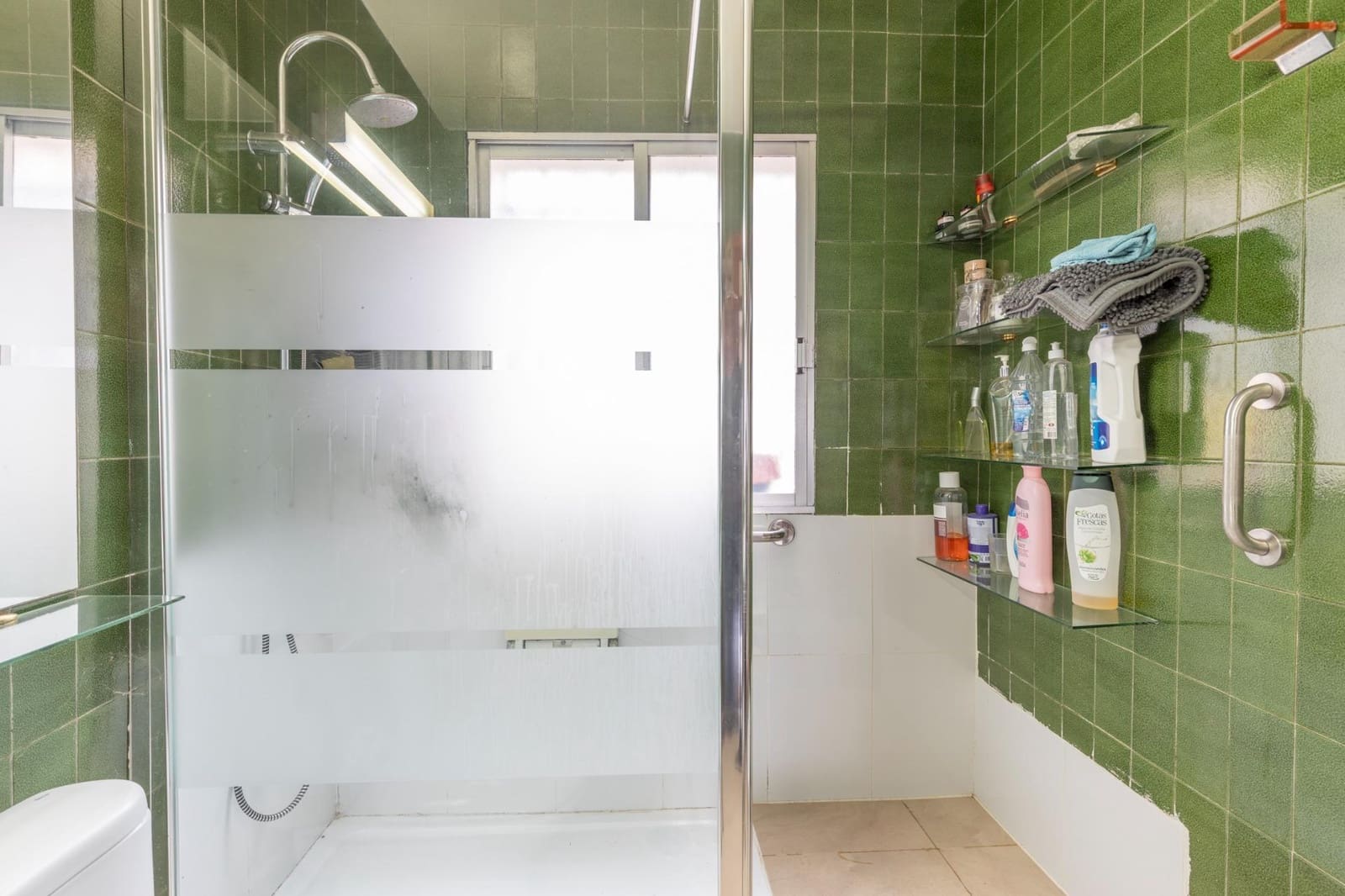 4 soveværelse Villa til salg i Iznalloz med garage - € 110.000 (Ref: 9942032)
