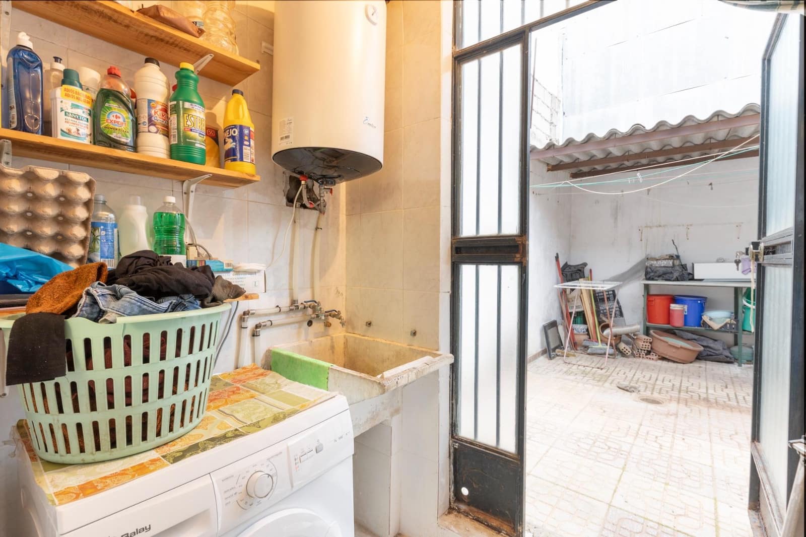 4 soveværelse Villa til salg i Iznalloz med garage - € 110.000 (Ref: 9942032)