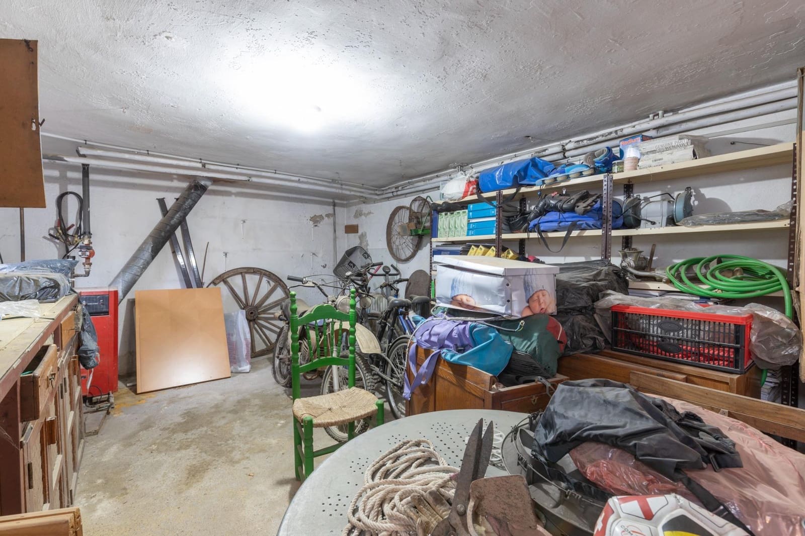 4 soveværelse Villa til salg i Iznalloz med garage - € 110.000 (Ref: 9942032)