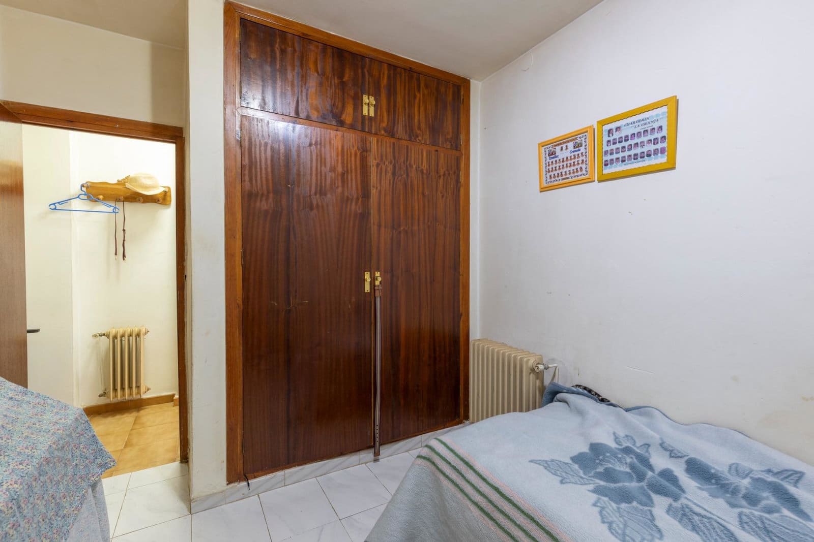 4 soverom Villa til salgs i Iznalloz med garasje - € 90 000 (Ref: 9942032)