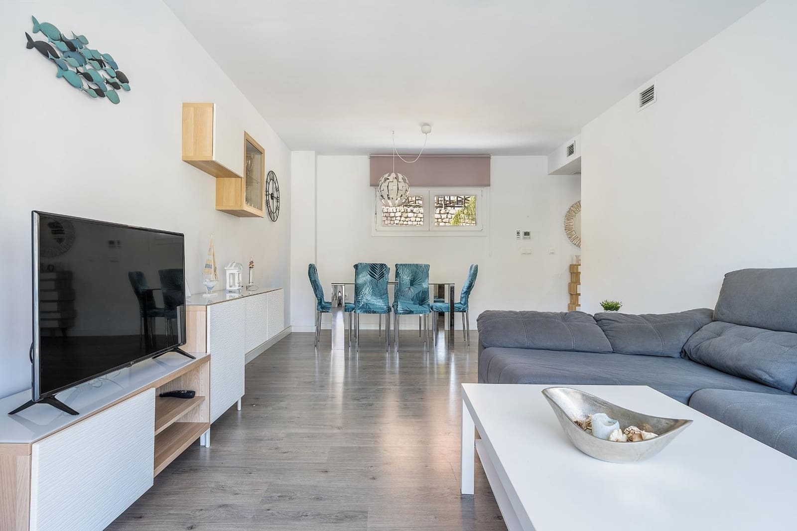 3 sypialnia Apartament na sprzedaż w Almunecar z basenem garażem - 330 000 € (Ref: 9943406)
