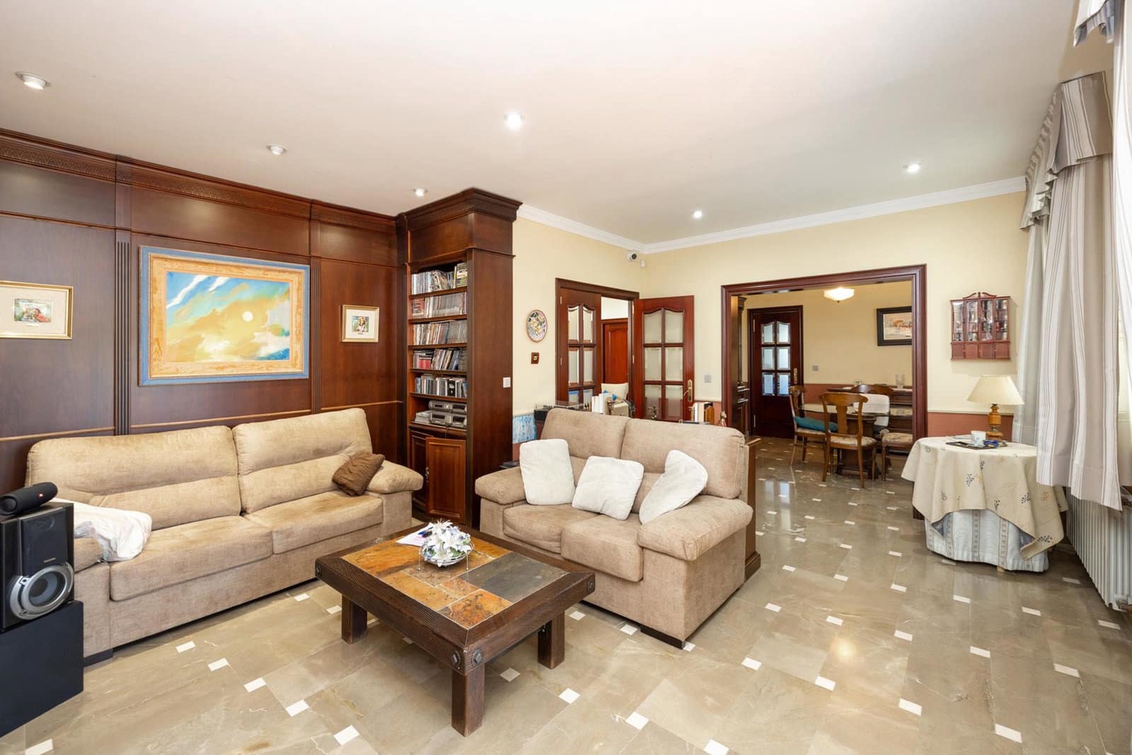 8 bedroom Villa for sale in Atarfe with pool garage - € 695,000 (Ref: 9943667)
