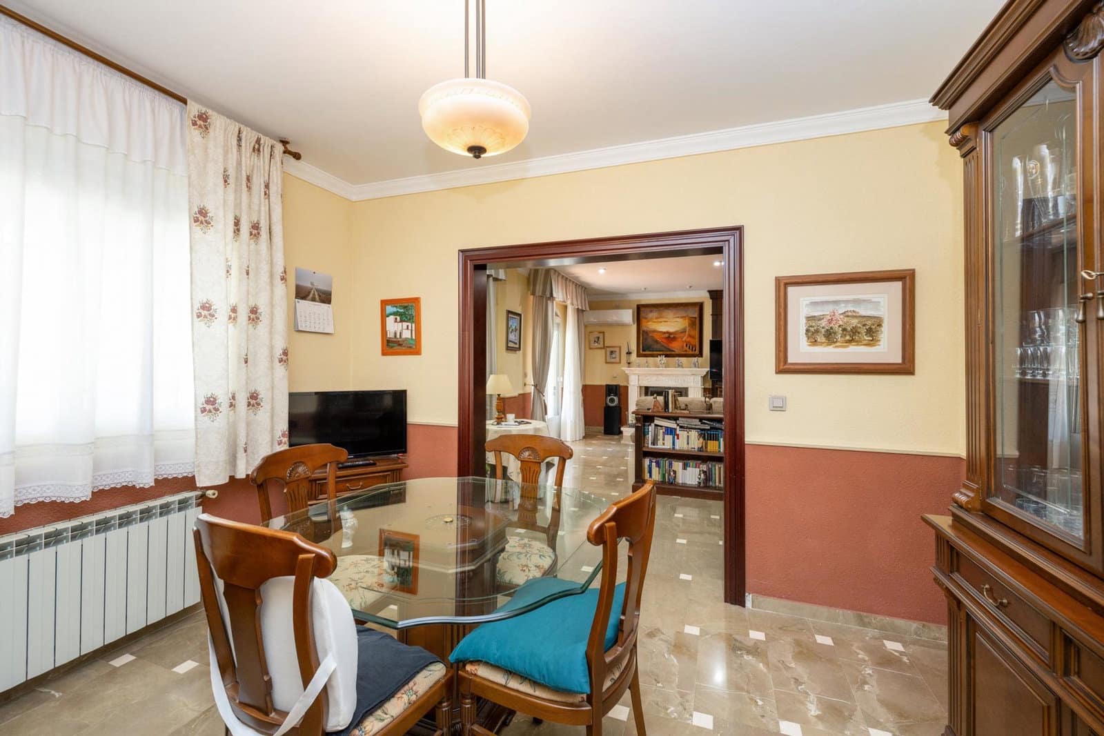 8 bedroom Villa for sale in Atarfe with pool garage - € 695,000 (Ref: 9943667)