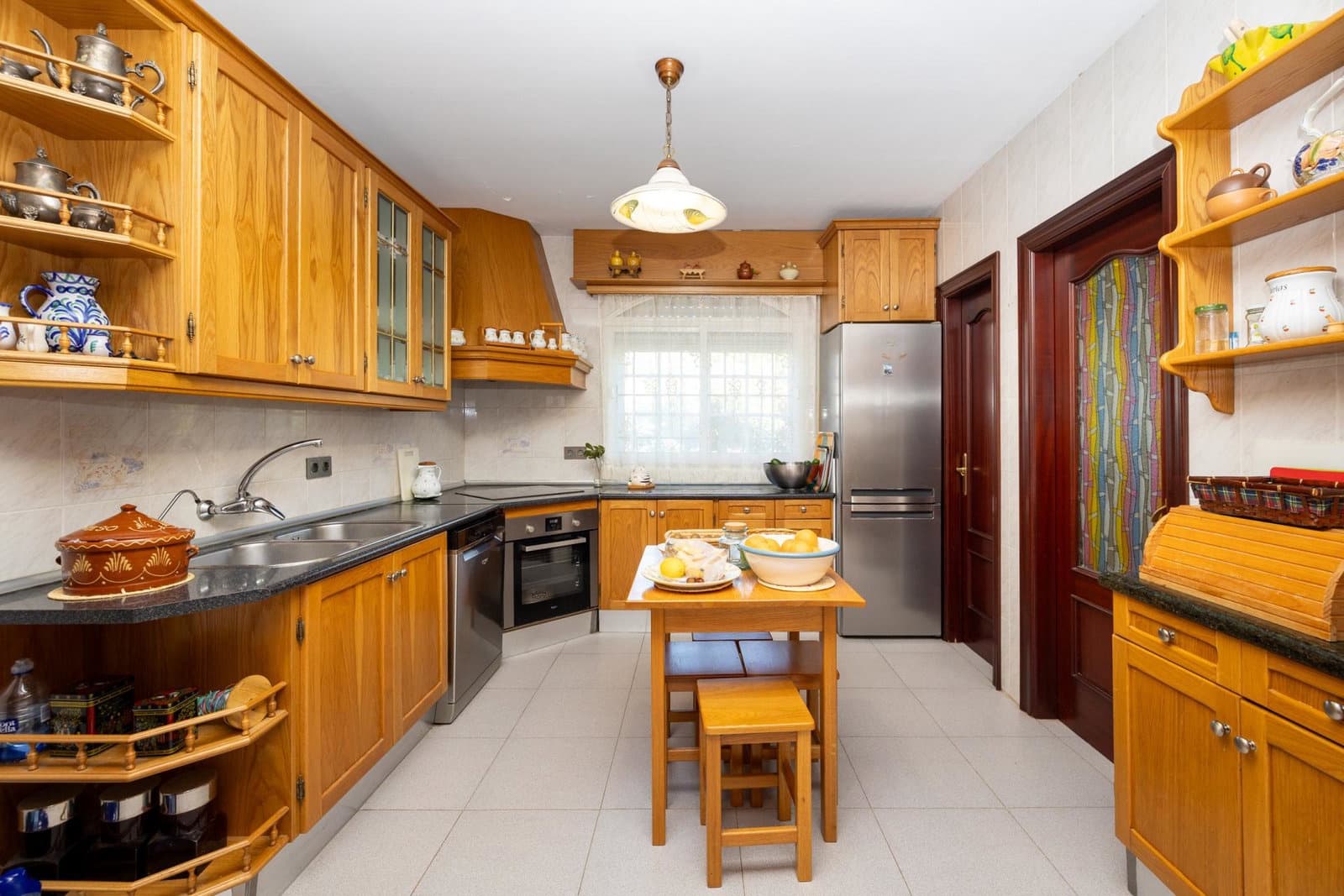8 bedroom Villa for sale in Atarfe with pool garage - € 695,000 (Ref: 9943667)