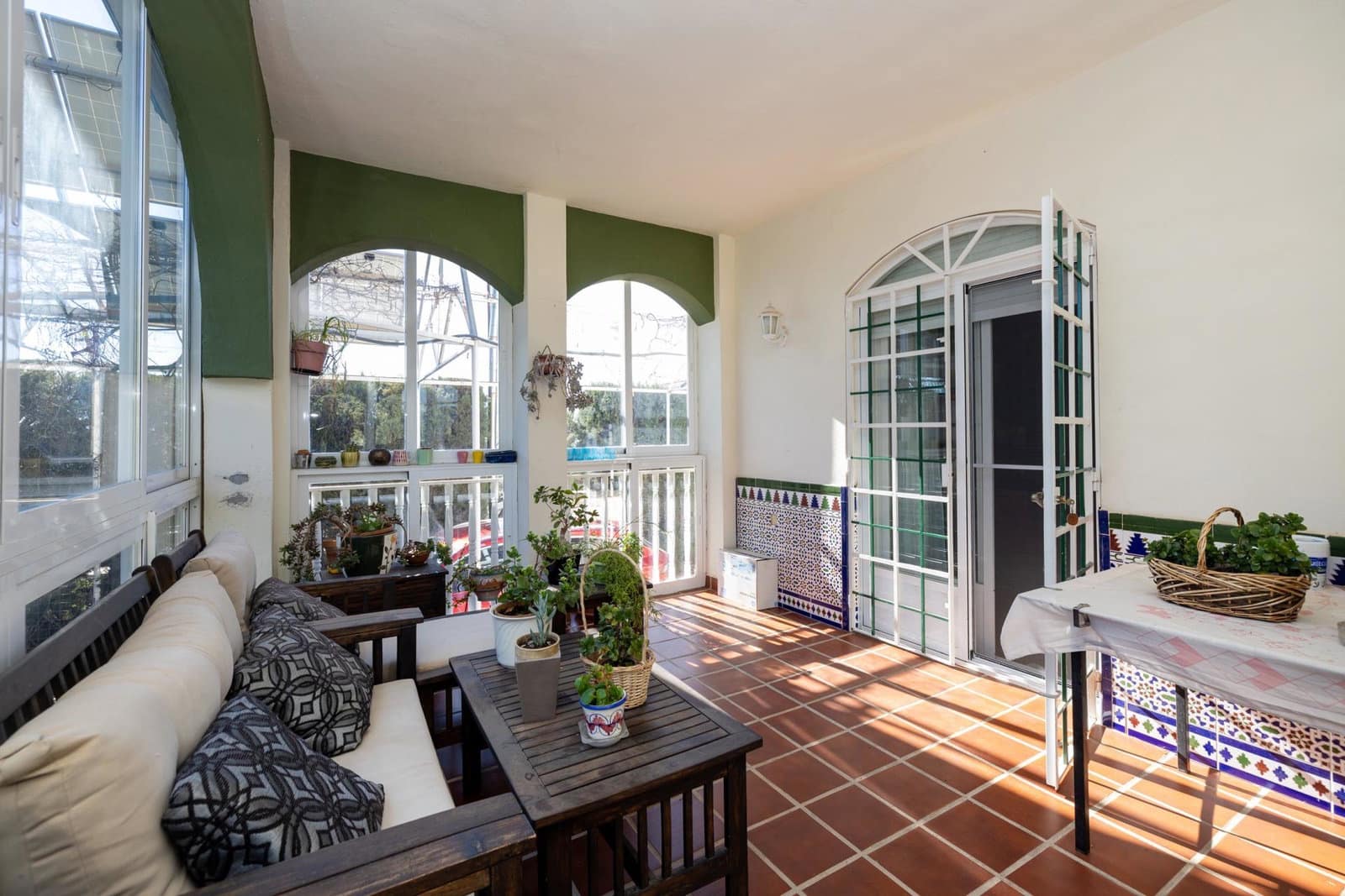 8 bedroom Villa for sale in Atarfe with pool garage - € 695,000 (Ref: 9943667)