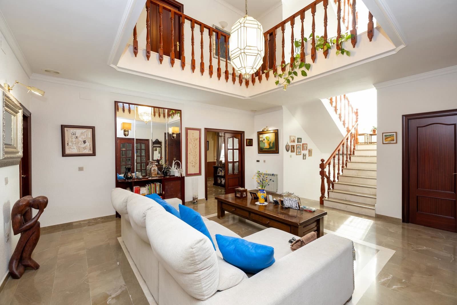 8 bedroom Villa for sale in Atarfe with pool garage - € 695,000 (Ref: 9943667)