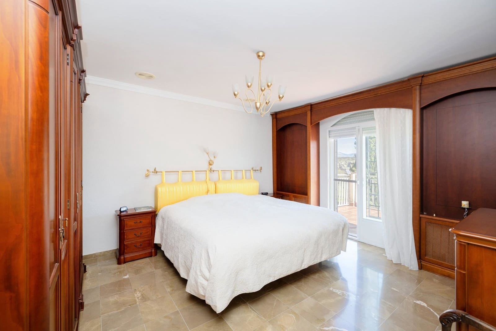 8 bedroom Villa for sale in Atarfe with pool garage - € 695,000 (Ref: 9943667)