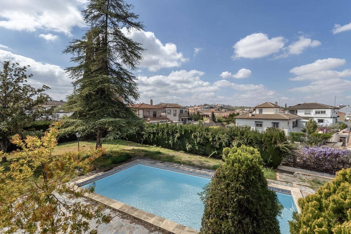 5 sypialnia Willa na sprzedaż w Ogijares z basenem garażem - 650 000 € (Ref: 9947543)